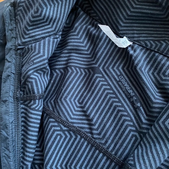 Under Armour Infared Running Jacket - Picture 2 of 2